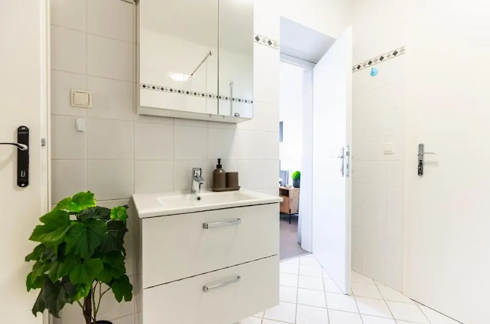 Experience Central Vienna From A Stylish And Modern Apartment